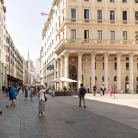Apartment Elegance In Downtown Milan
